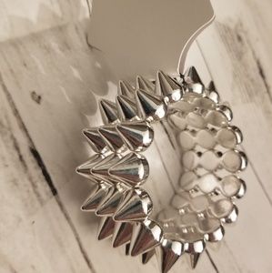 Silver spike stretch bracelet NWT